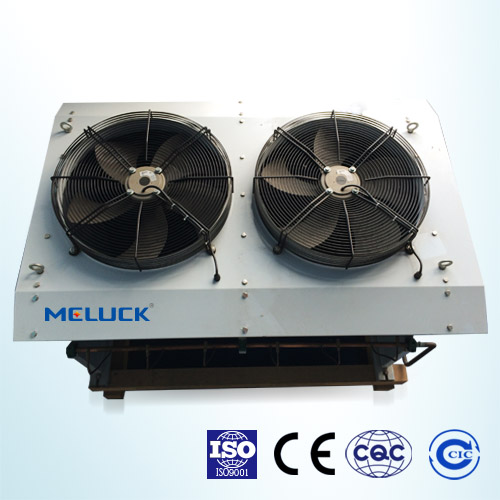 With auxiliary water spray air-cooling condenser.